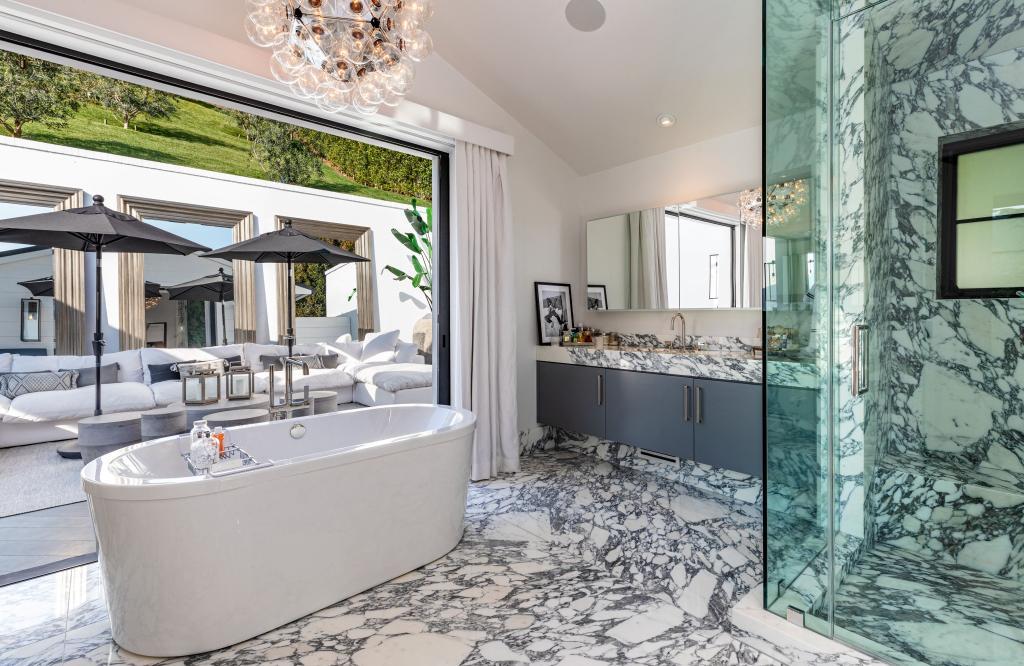 Luxury celebrity spa bathroom