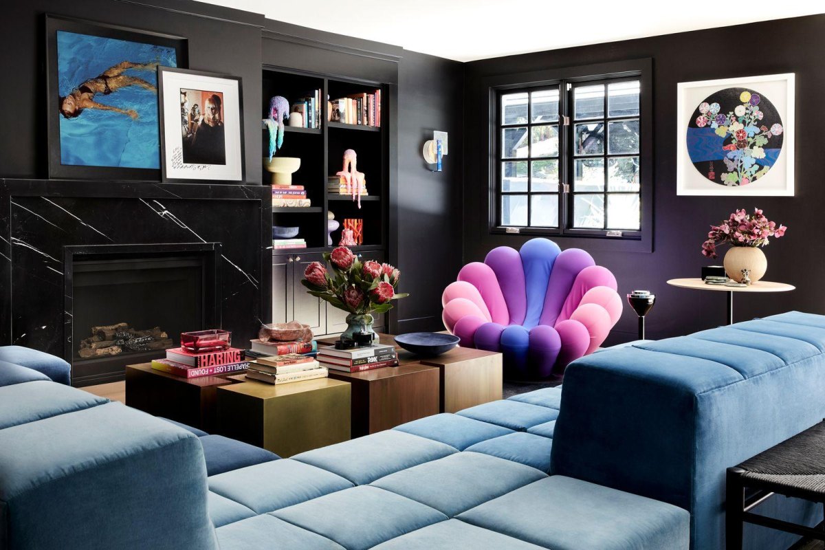 Celebrity living room bold colors