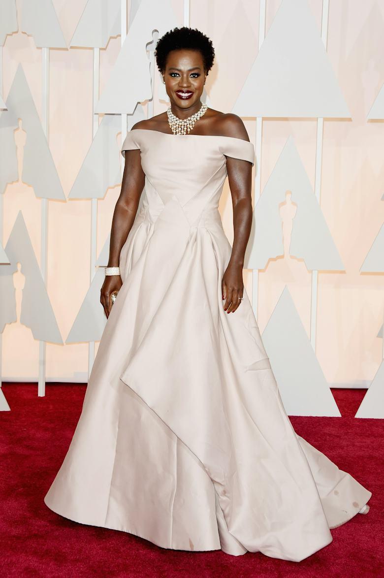 10 Standout Oscars Red Carpet Dresses That Inspire Timeless Style