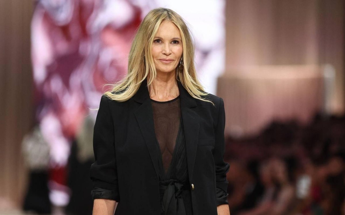 Elle Macpherson model portrait