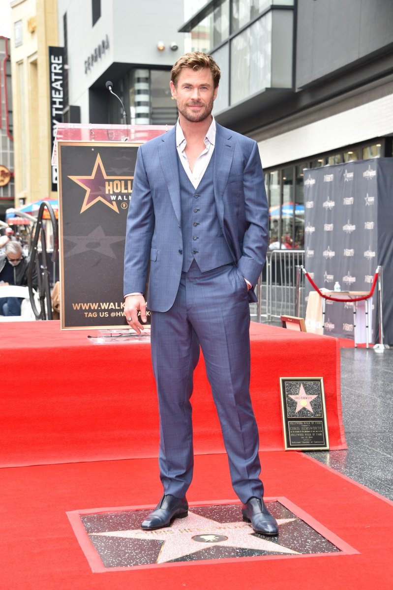 Chris Hemsworth standing actor