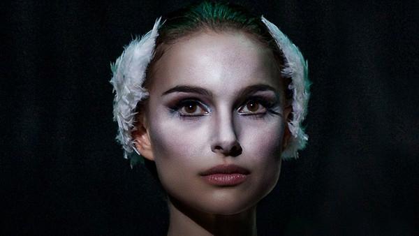 Natalie Portman Black Swan portrait