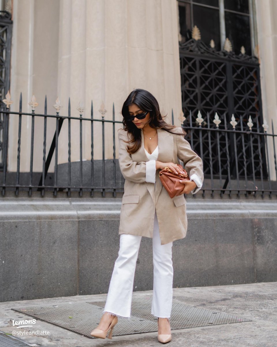 Petite woman wearing pointed shoes