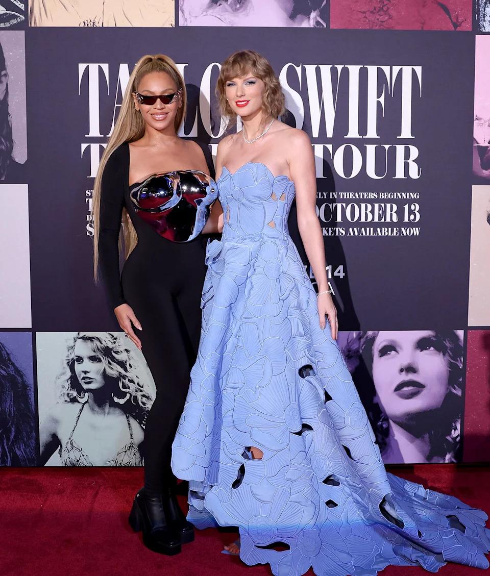 Taylor Swift and Beyoncé standing together
