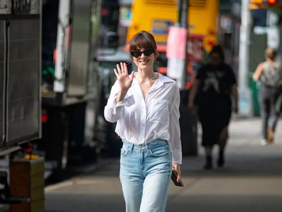 Celebrity weekend casual street look