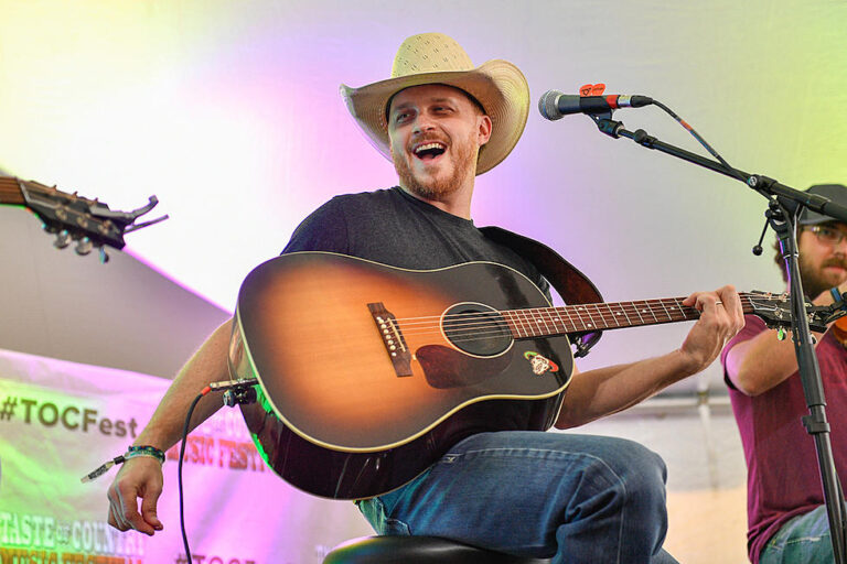 How Tall is Country Singer Cody Johnson?