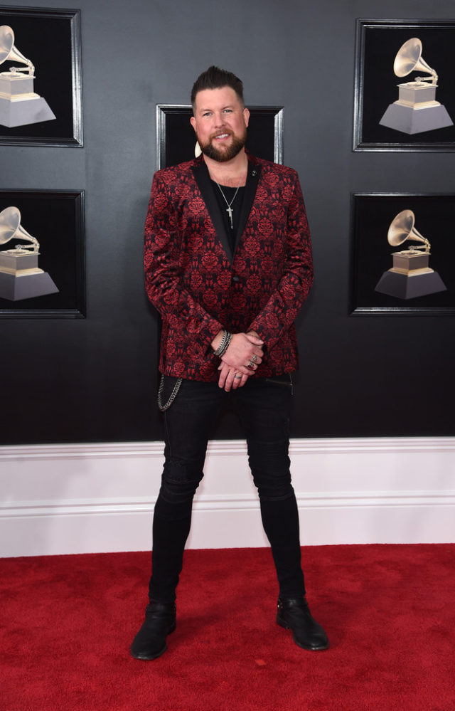 How Tall Is Singer Zach Williams?