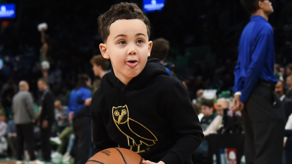 How Tall is Actor Joe Keery? - Heights of Celebrities