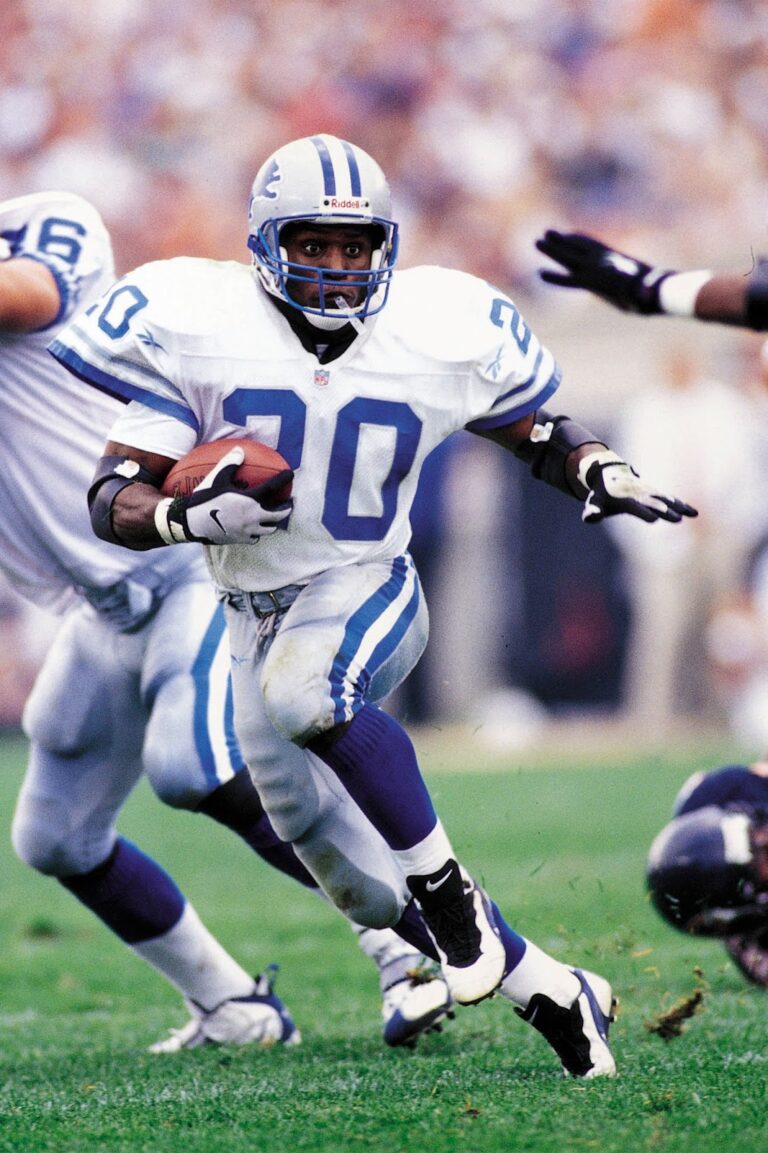 The Incredible Legacy and Career Highlights of Barry Sanders