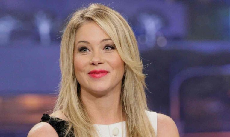 Christina Applegate Net Worth: How She Built Her Fortune in Hollywood