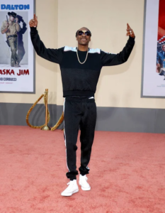 Snoop Dogg's Height Revealed: How Tall is the Iconic Rapper? - Heights