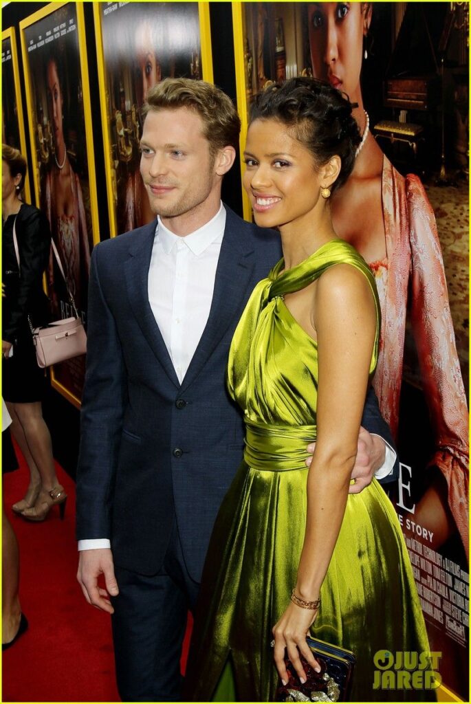 Sam Reid and his wife in a rare public appearance, showcasing their love and commitment